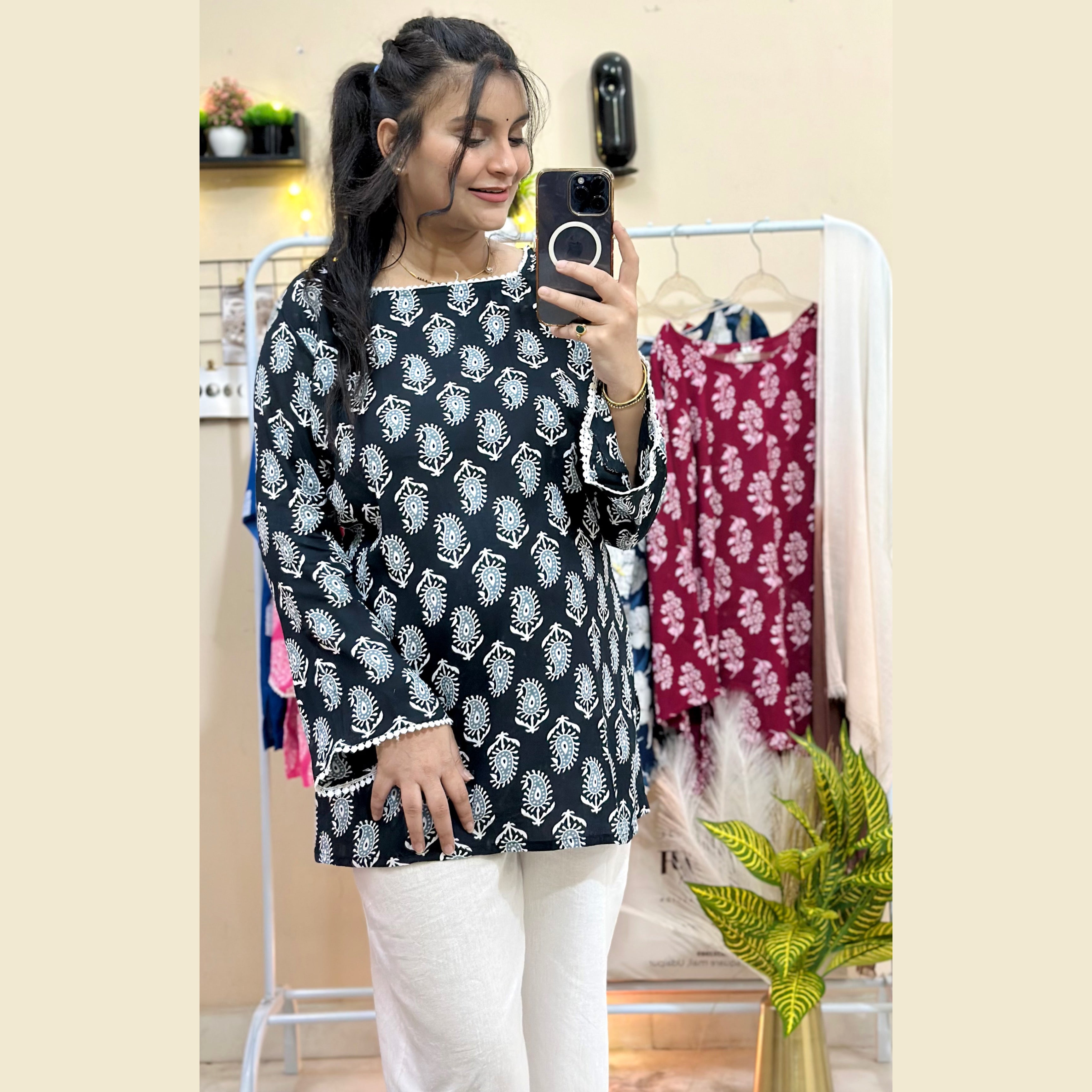 Gul-e-Kala | Short Kurti