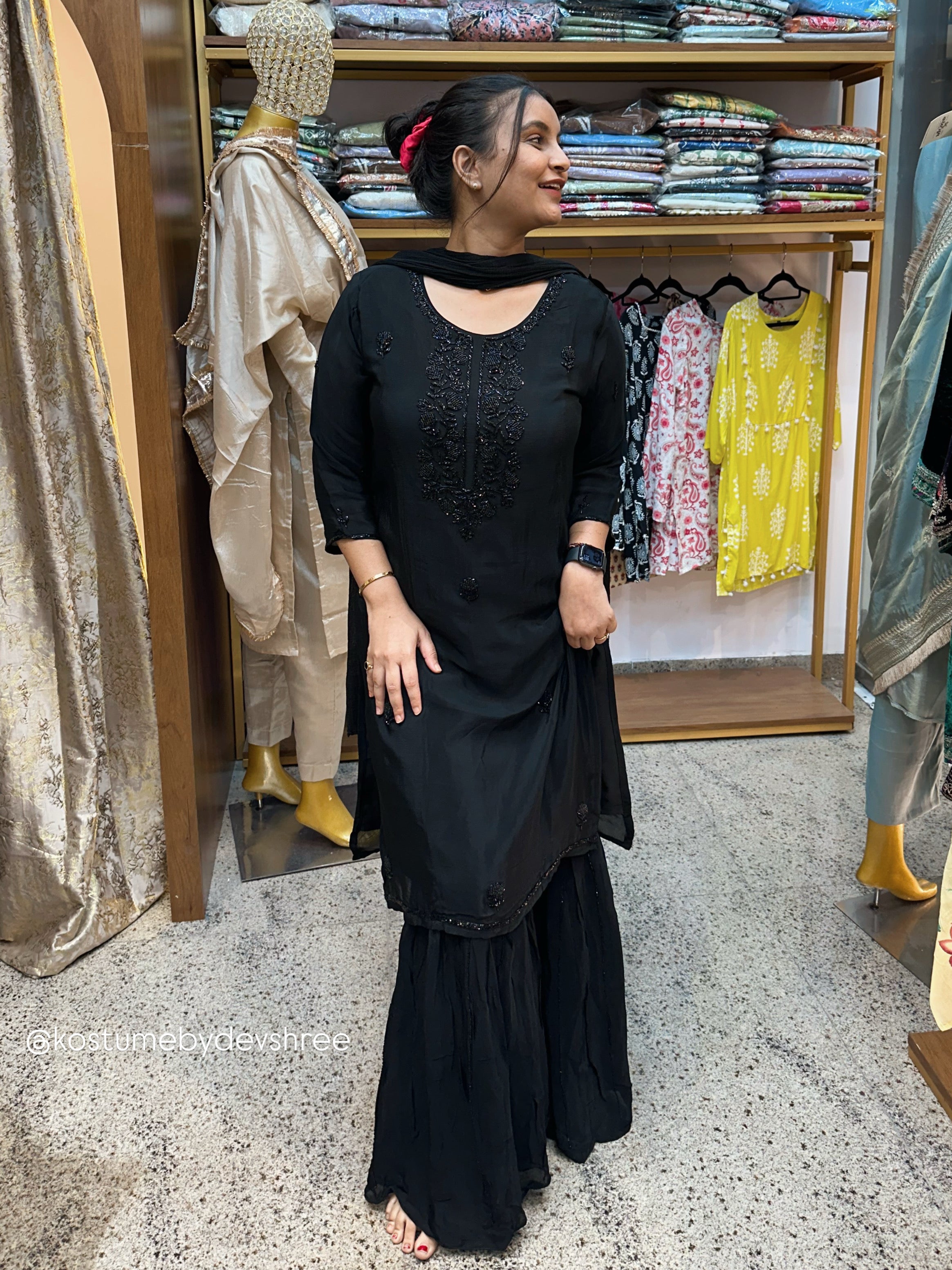 Black sapphire | pure hand work suit set