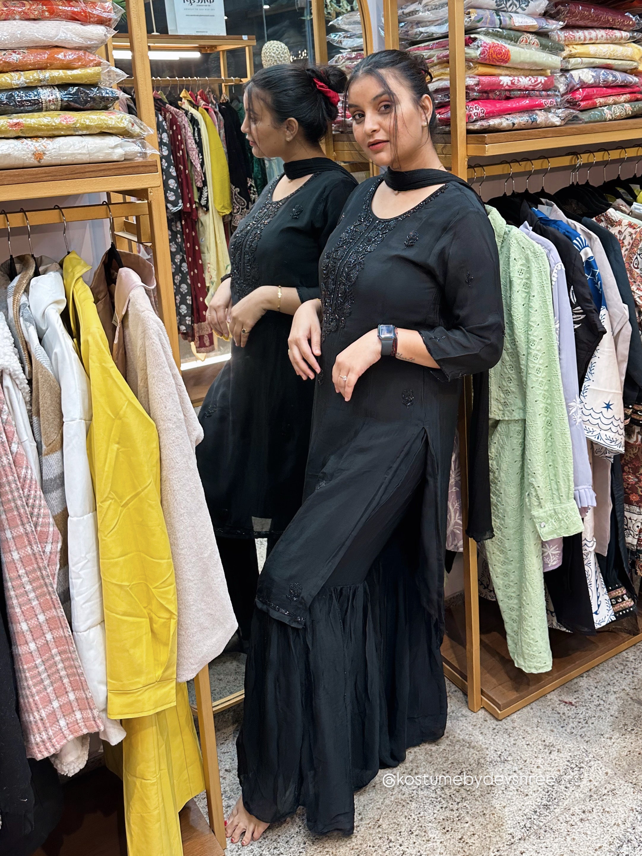 Black sapphire | pure hand work suit set