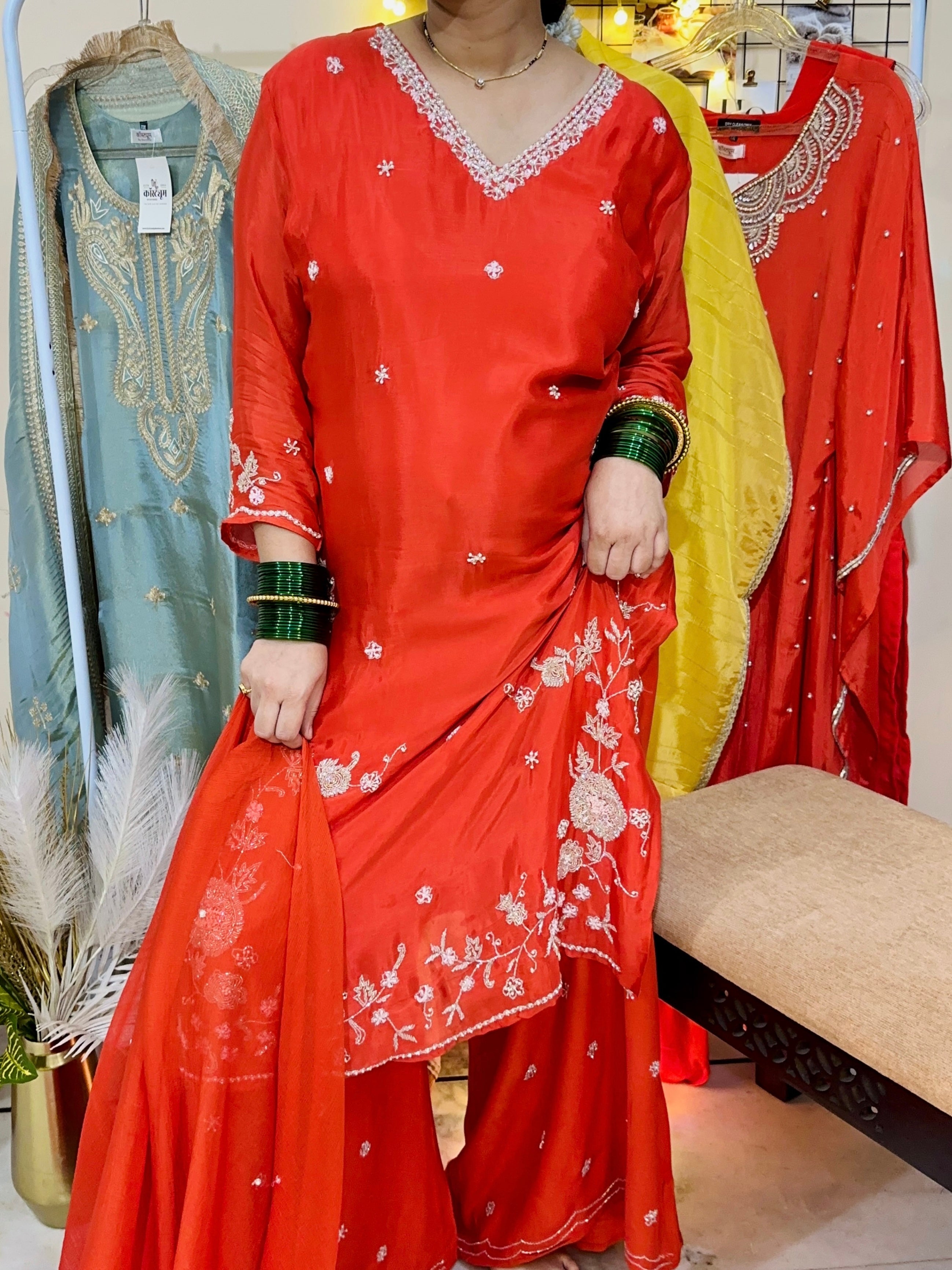 Surkh-e-Nazakat | Suit Set