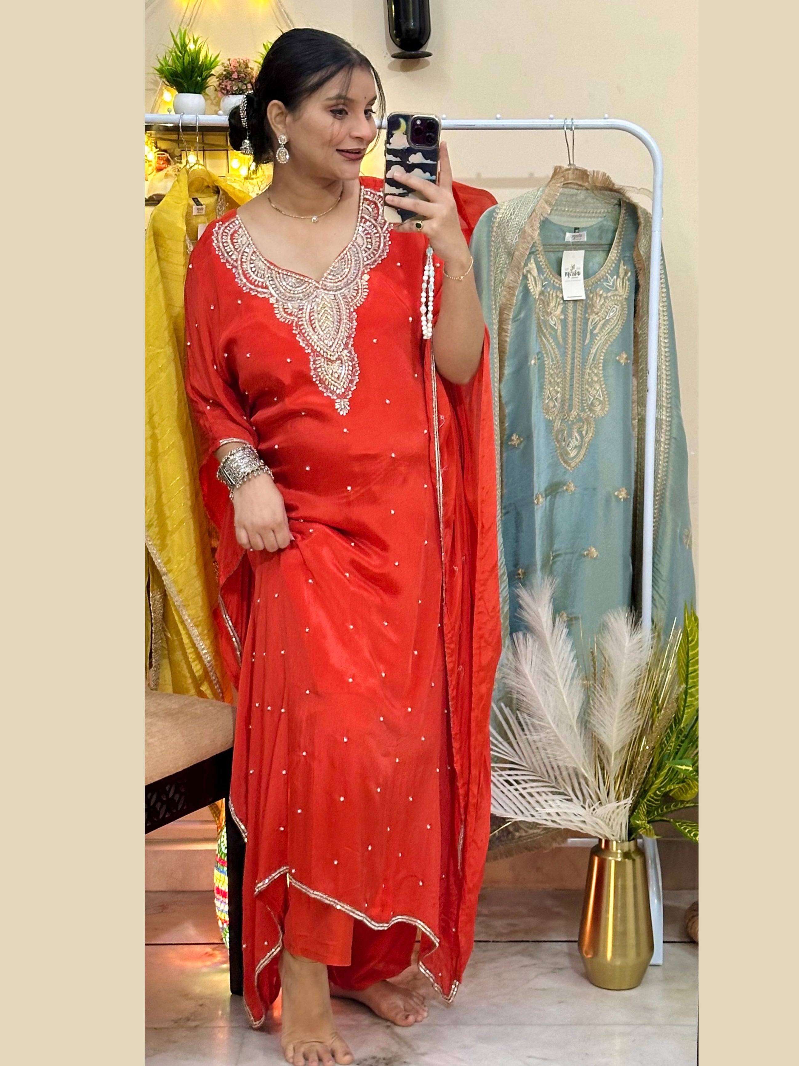 Amber-e-Husn | Kafatan suit-set