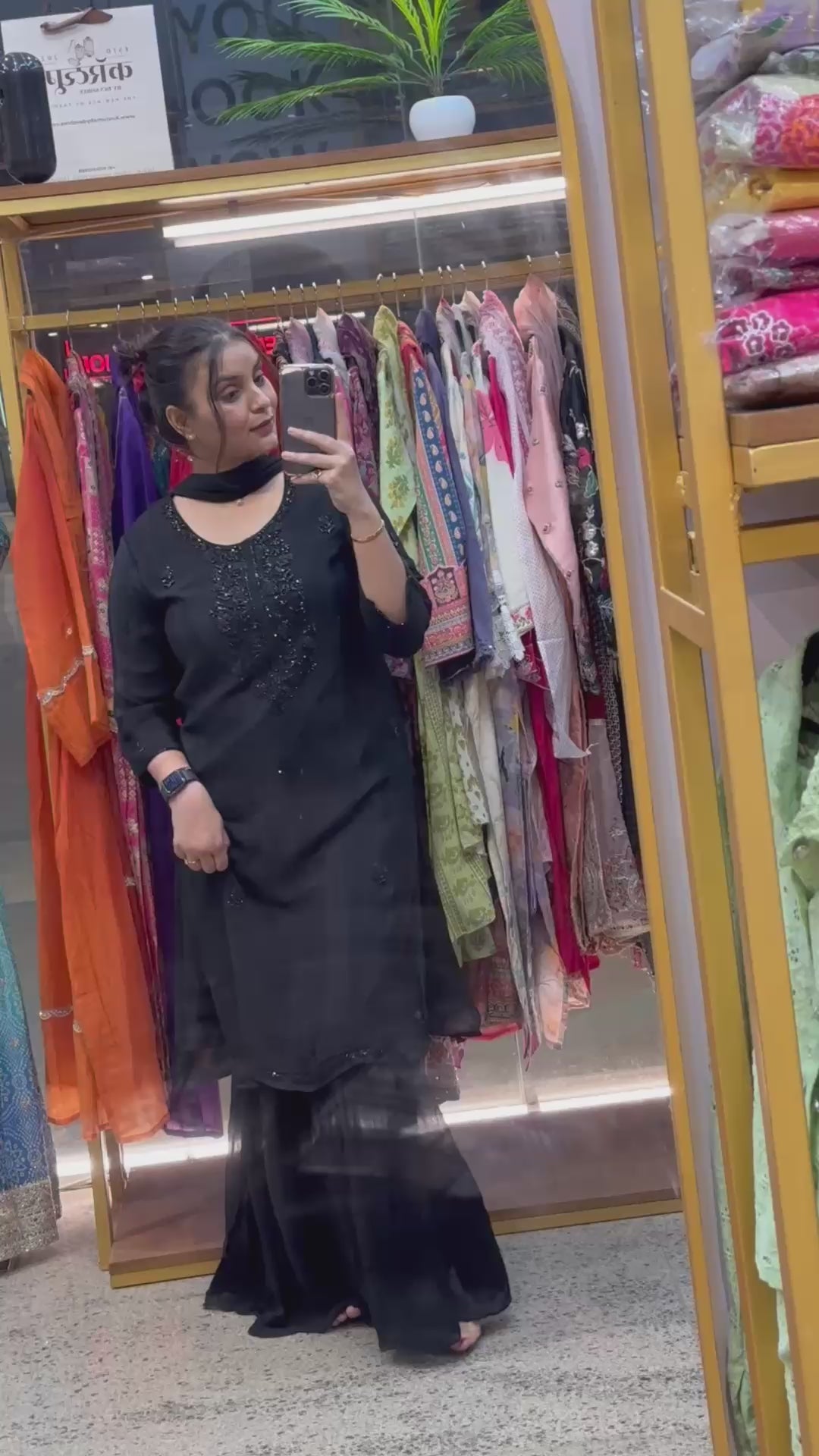 Black sapphire | pure hand work suit set